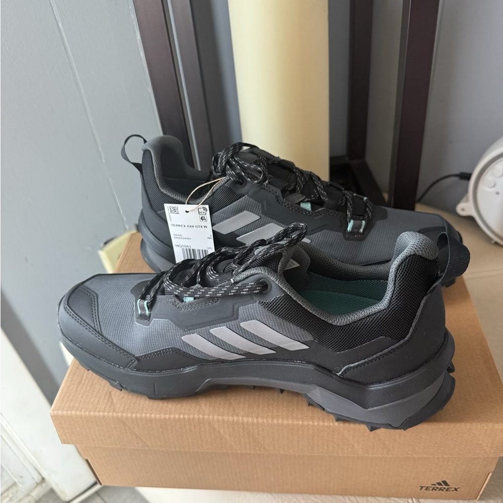 Adidas Women Black and Gray Athletic Shoes